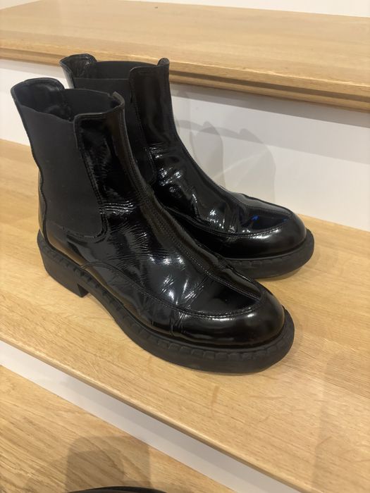 Botki lakierowane  Badura