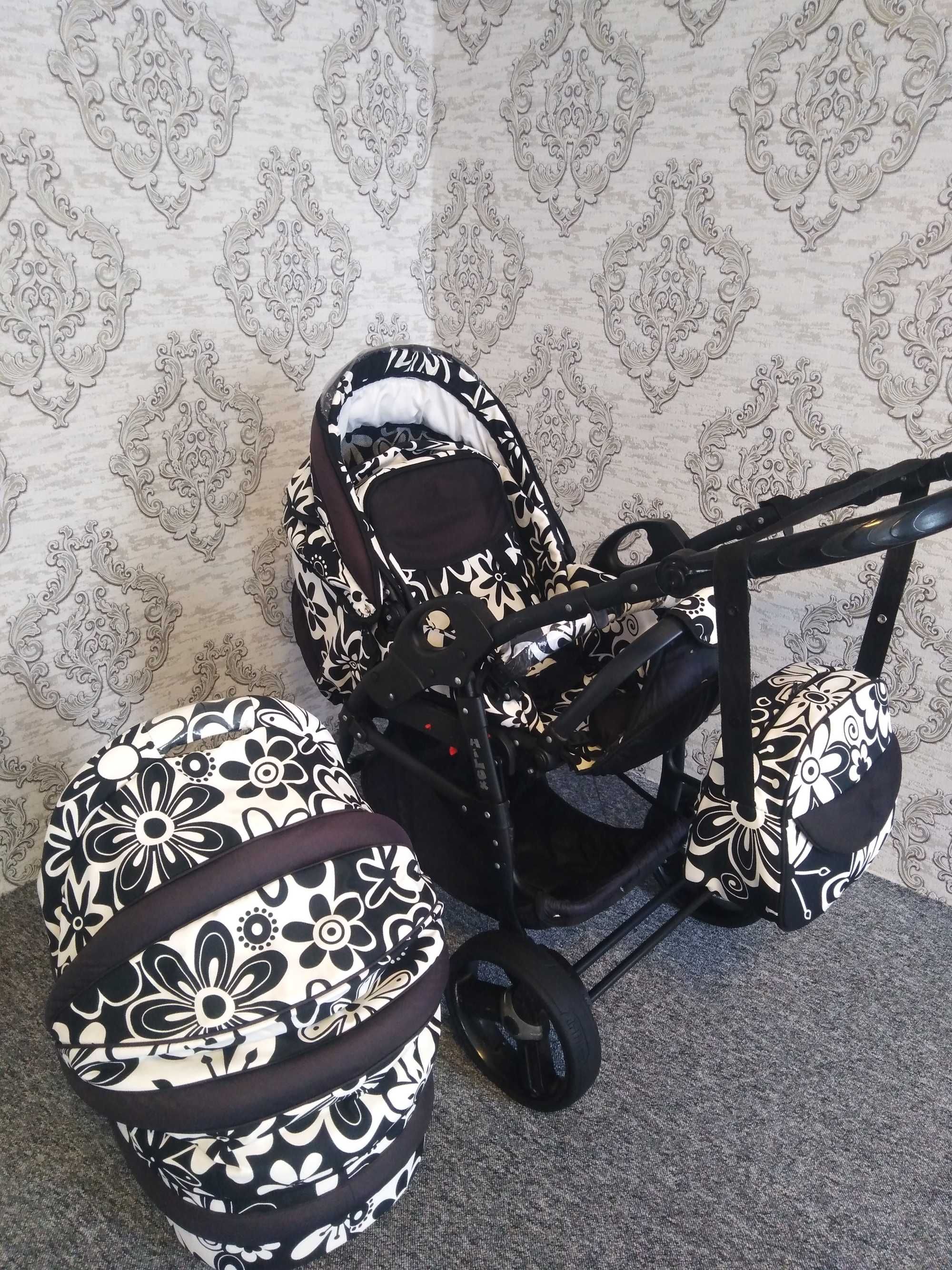 Продам дитячу коляску
