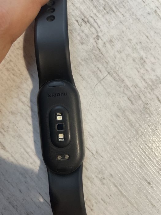 Lekko uzywany zegarek xiaomi smart band 9