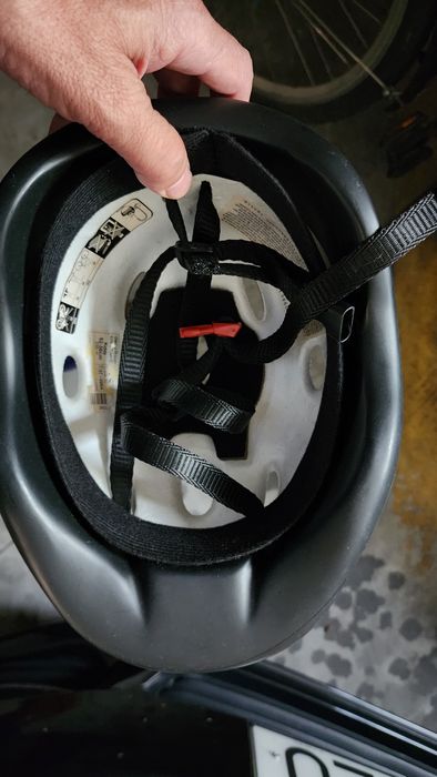 Vendo capacete de criança da marca "Decatlhon"