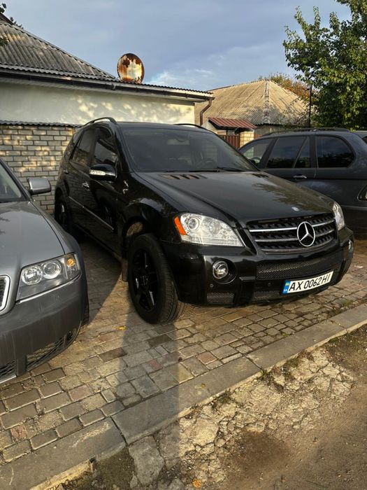 Автівка Мерседес мл 350