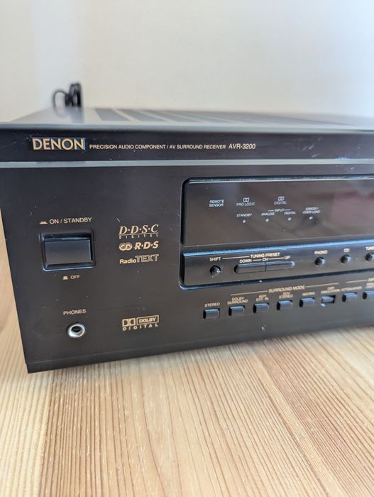 Усилитель ресивер Denon AVR-3200