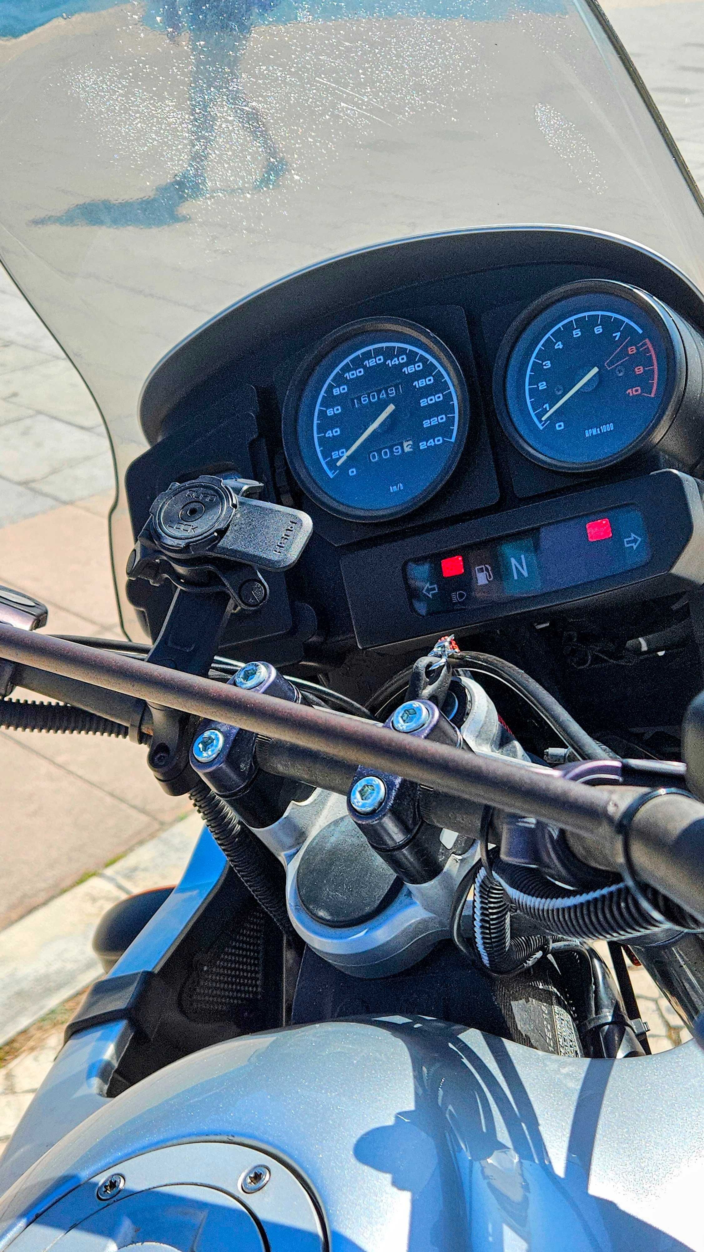 Mota BMW R 1150 GS + revisão + topcase + crashbars