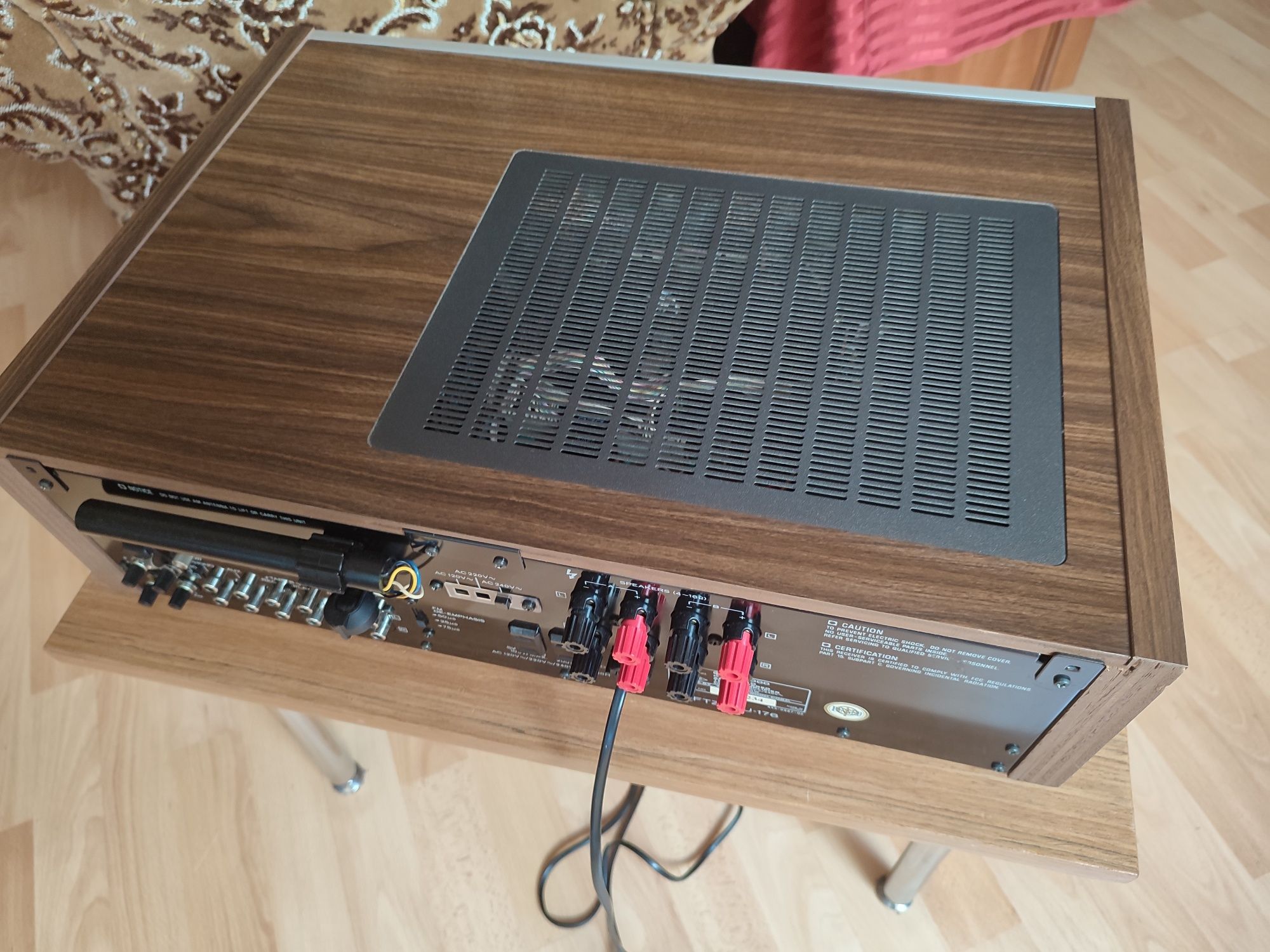Kenwood KR-6050 amplituner