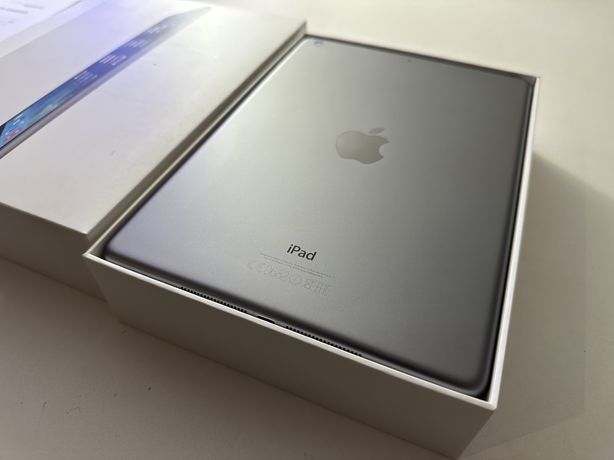 Apple iPad Air A1474 Space Gray
