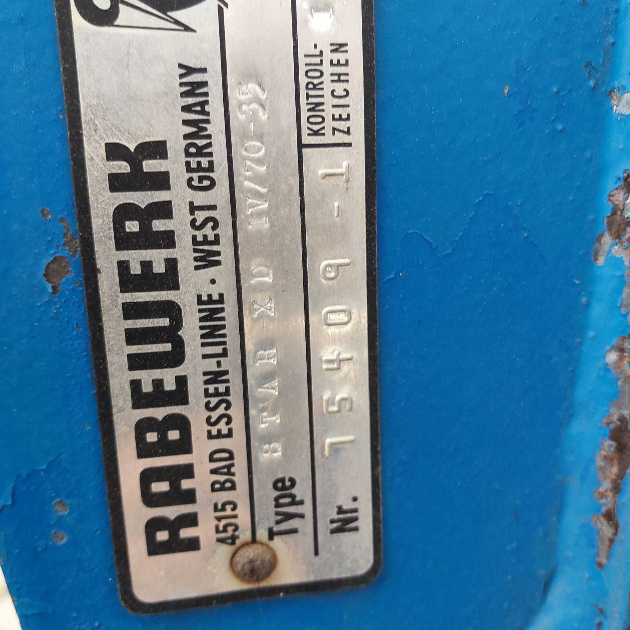 Pług obrotowy 4skibowy Rabewerk
