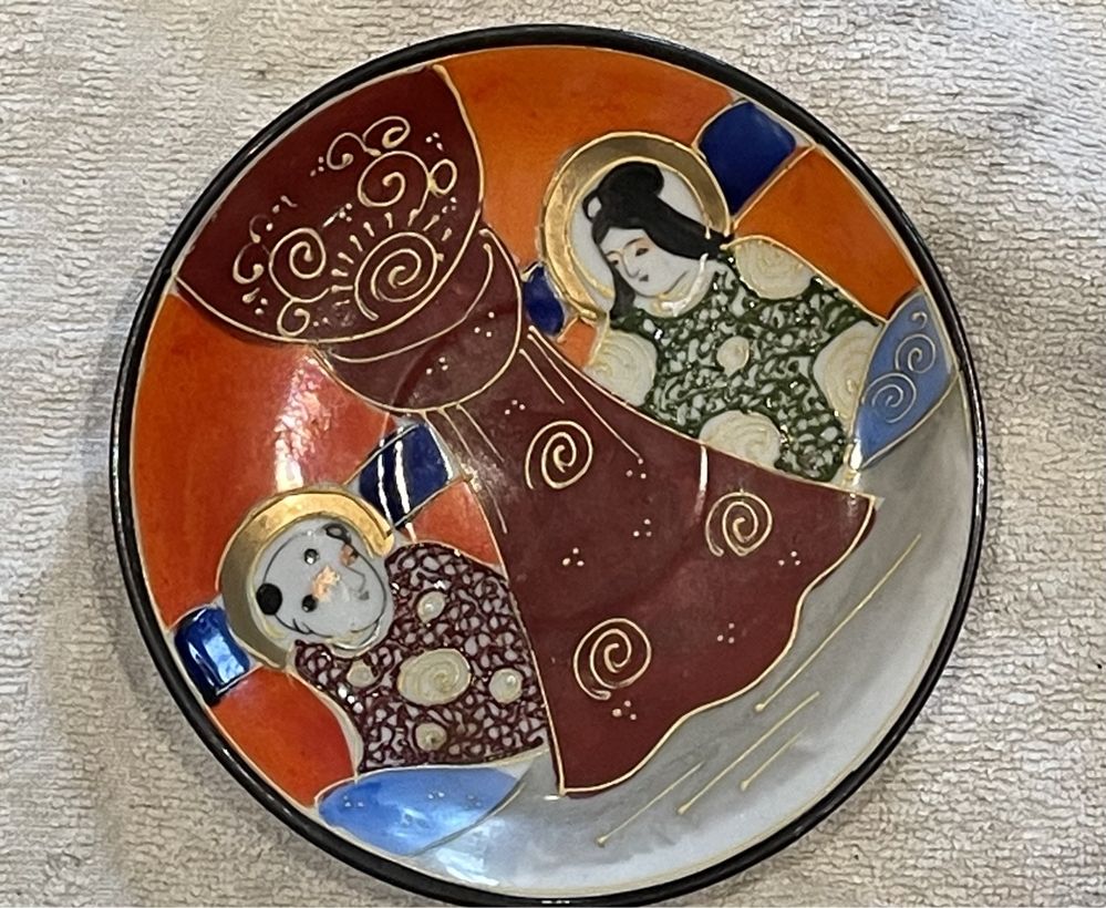 Prato decorativo em porcelana made in Japan