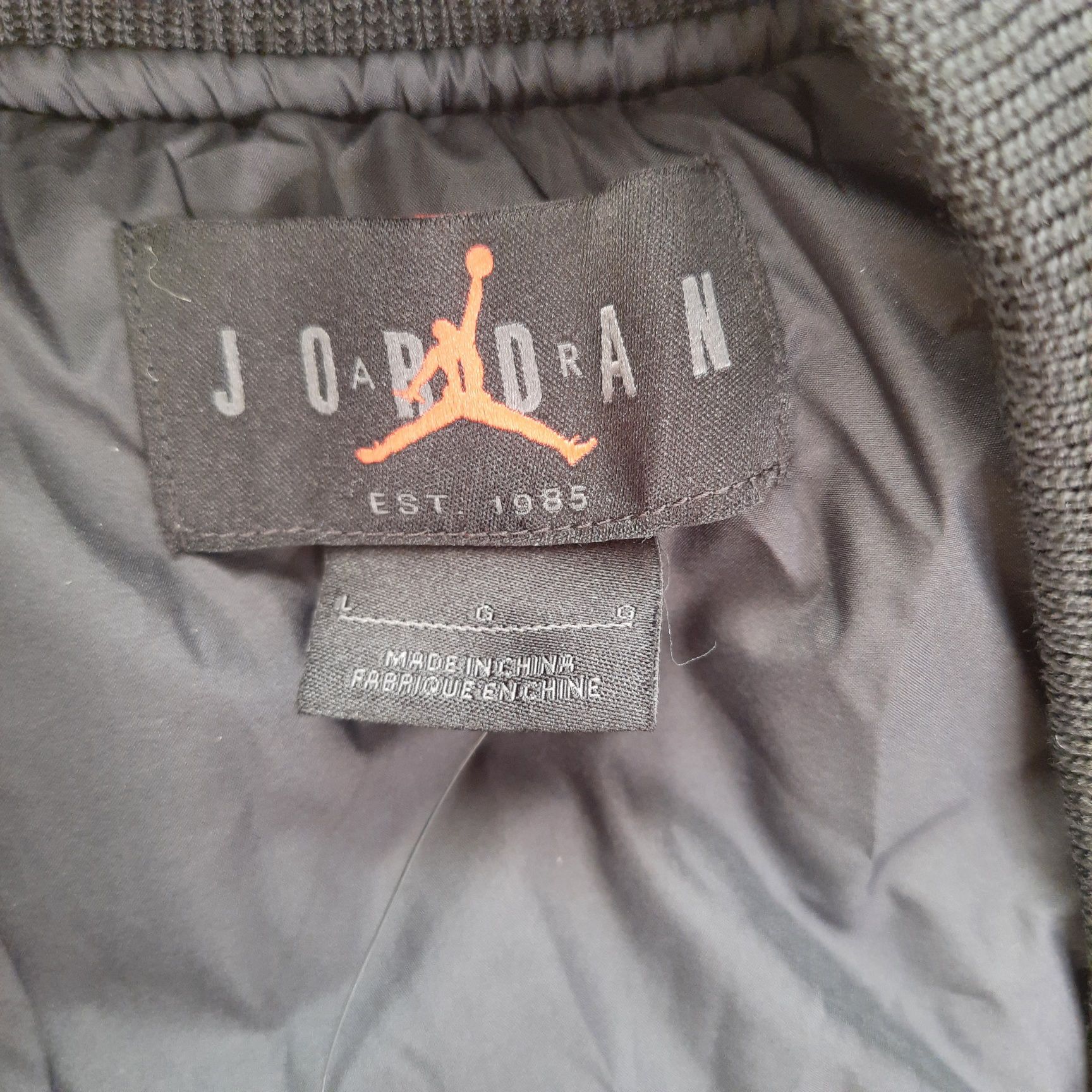 Куртка чоловіча Jordan Essentials Renegade Jacket (FB7316-010)