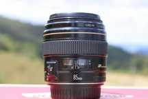 Objetiva Canon EF 85 mm F/1.8