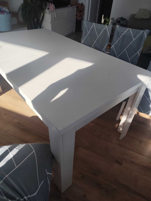 Sprzedam stół i 6 krzesel