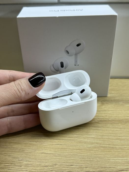 Навушник та кейс Airpods pro 2 правий навушник (lightning)