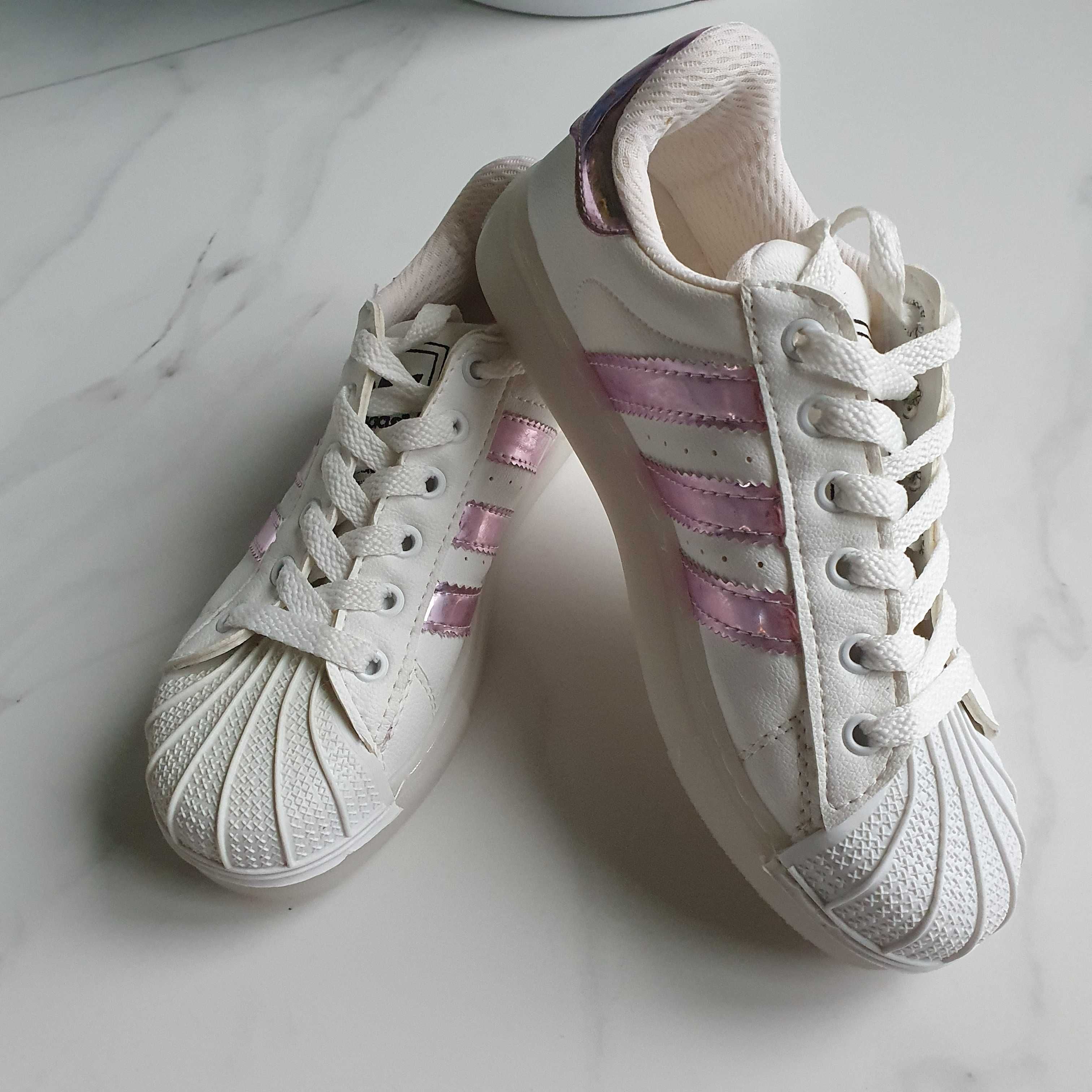 Buty sportowe adidas biało-różowe r. 34