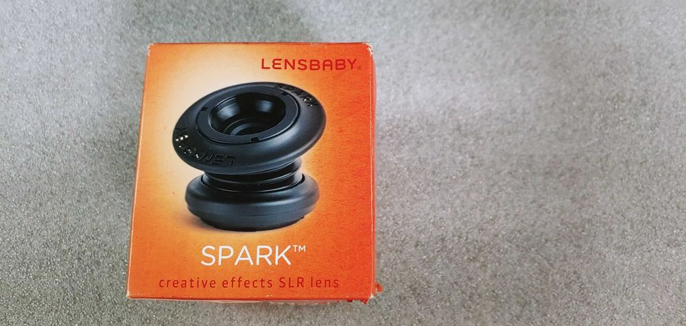 Об'єктив Lensbaby Spark