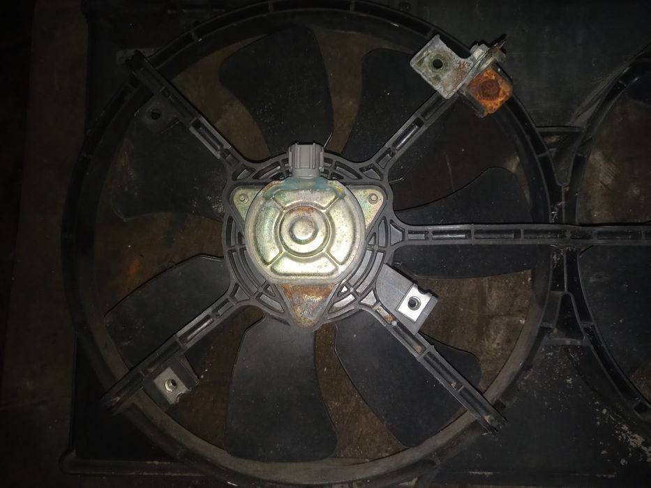 Mazda 6 Мазда 6 дифузор вентиляторів вентилятори