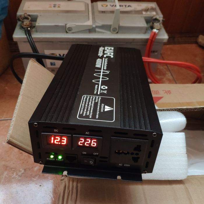 Инвертор Інвертор перетворювач живлення з 12в на 220в з чистим сінусом