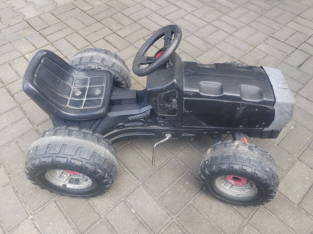 Traktor na pedały, jeździk