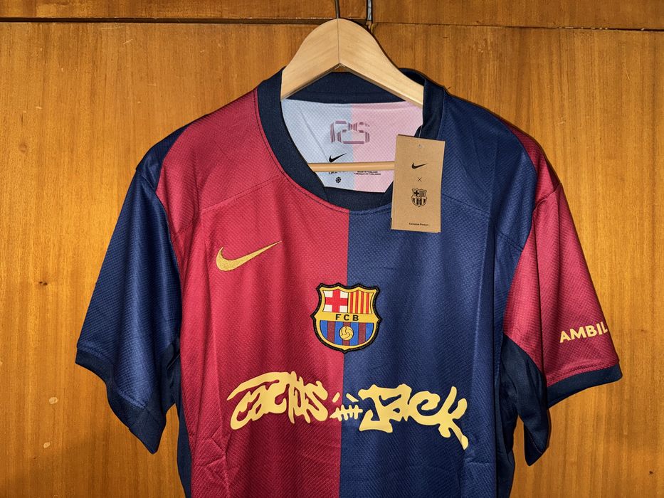 Camisola Barcelona x Travis Scott 25/26