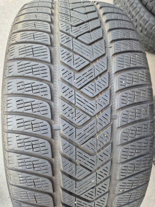 Зимові шини 2шт.- Pirelli Scorpion Winter 255/50 R19