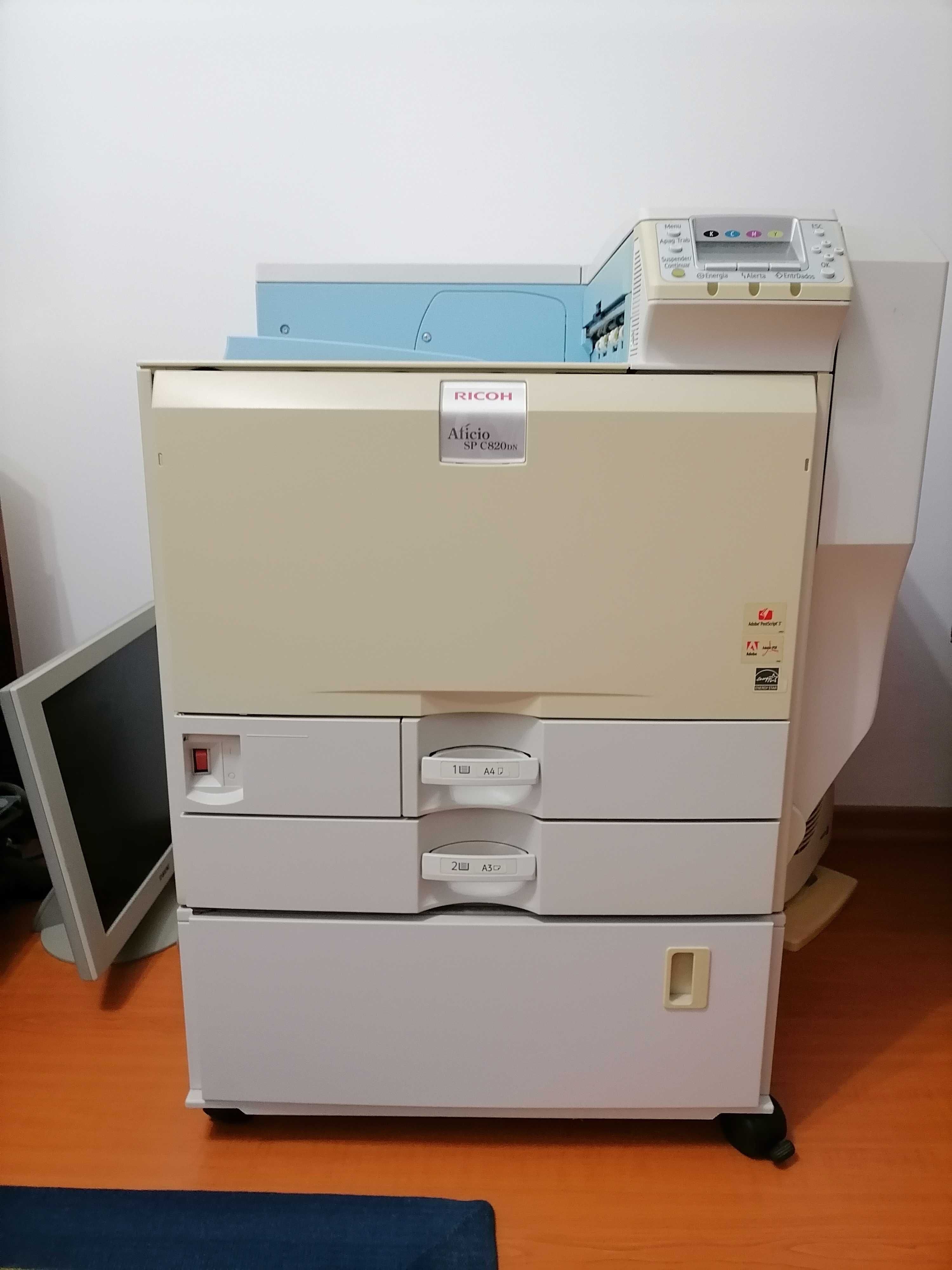 Impressora Ricoh Aficio SPC 820 DN