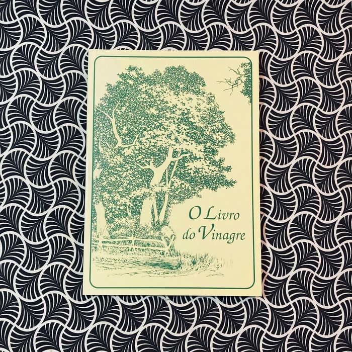 O Livro do Vinagre - Emily Thacker