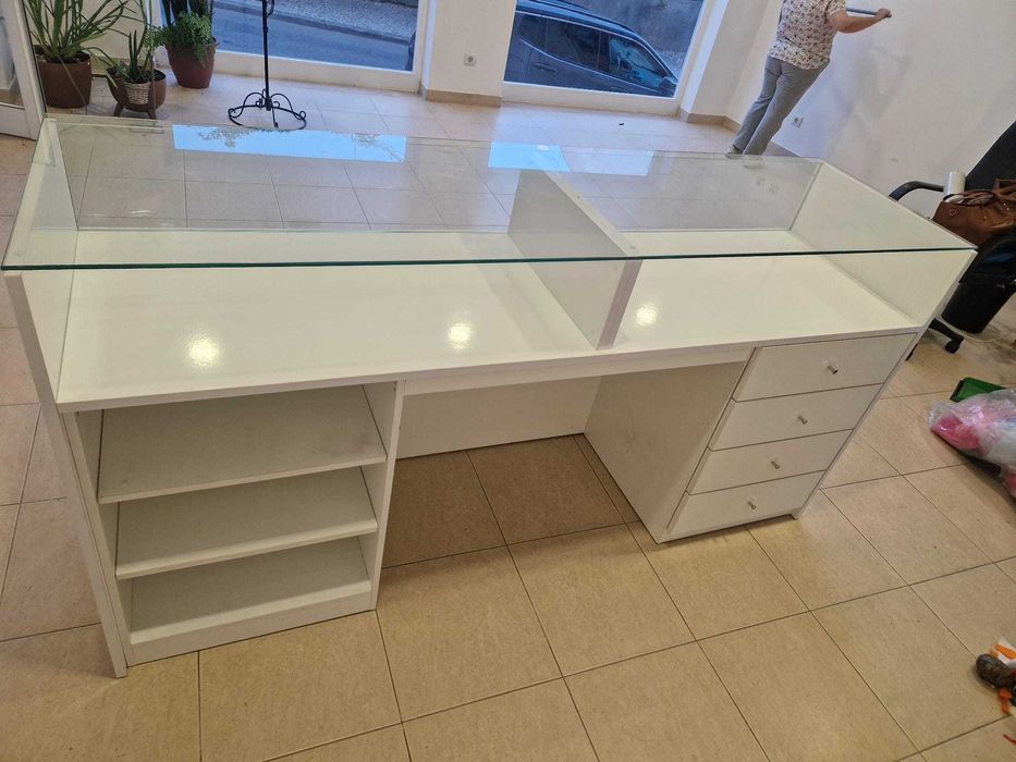 Balcão / Vitrine