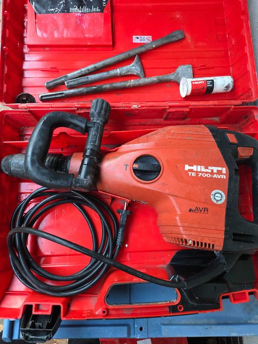 Hilti TE 700-avr Młot wyburzeniowy