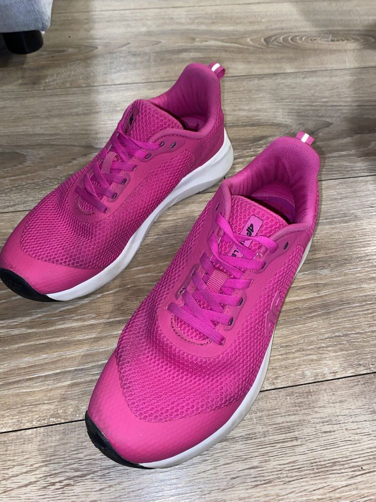 Buty sportowe 4F
