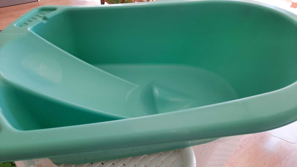 Banheira de bebé com redução, está como nova