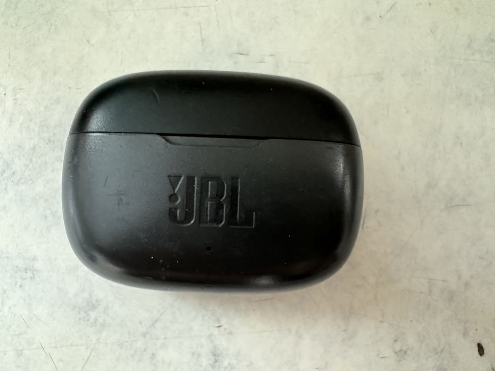 Продам наушники JBL безпроводные сенсорные