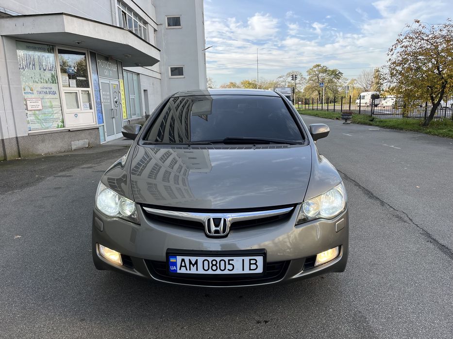 Honda Civic 1.8 Гарний стан