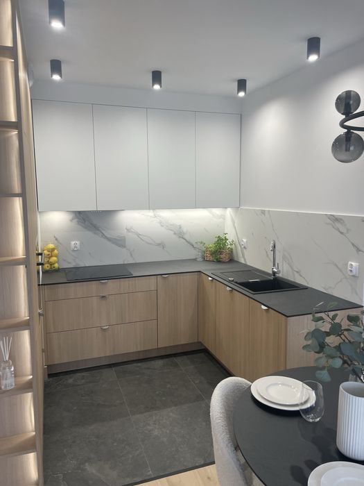 Meble na wymiar , szafy , kuchnie , garderoby