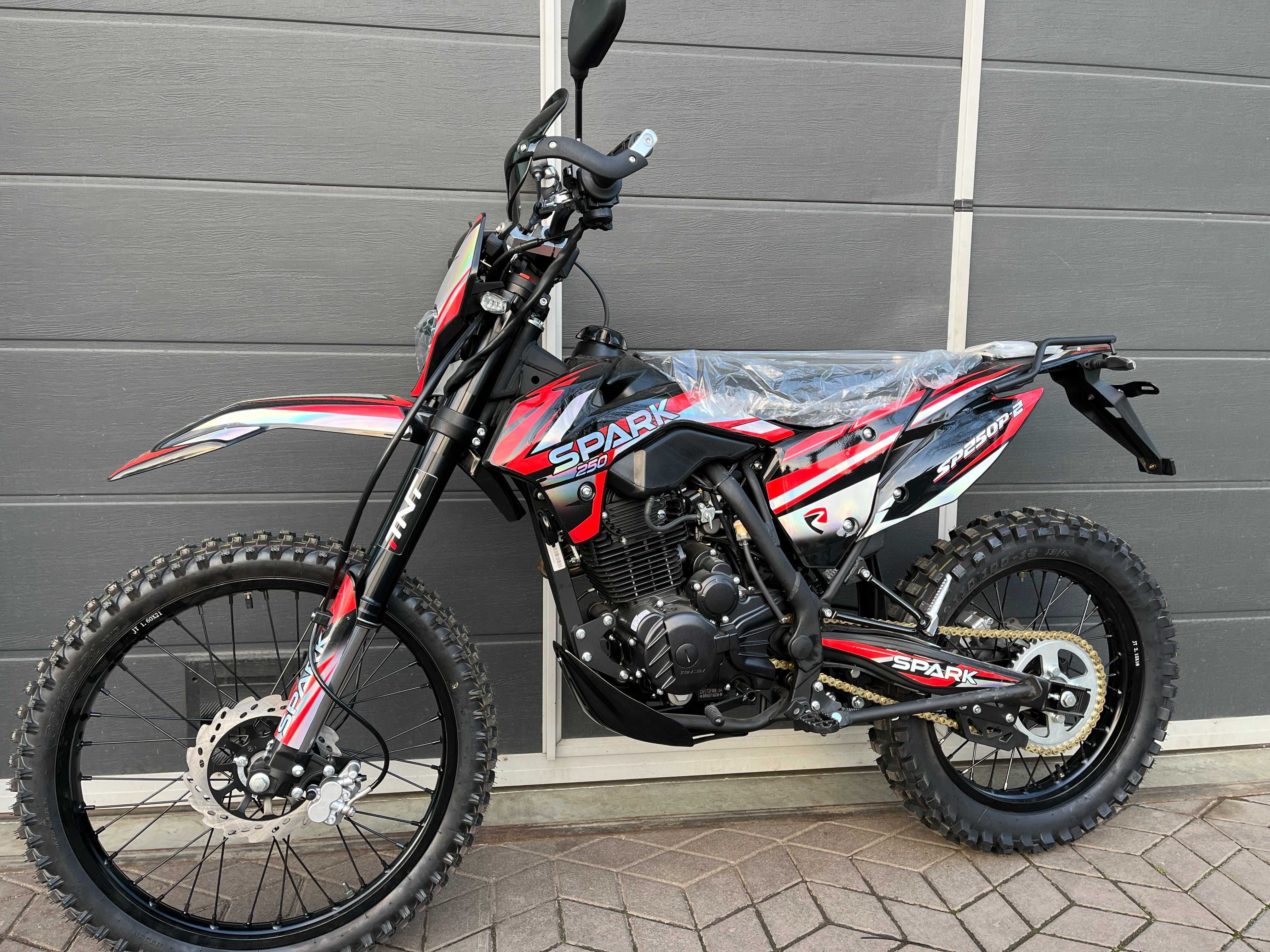 Мотоцикл Spark SP250P-2 Ендуро/Крос 21 (к. с.)