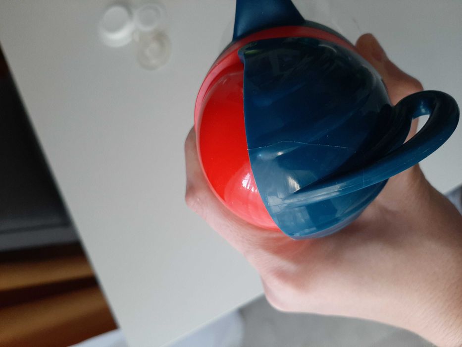 Zestaw butelek, bidonów plus opakowanie termiczne