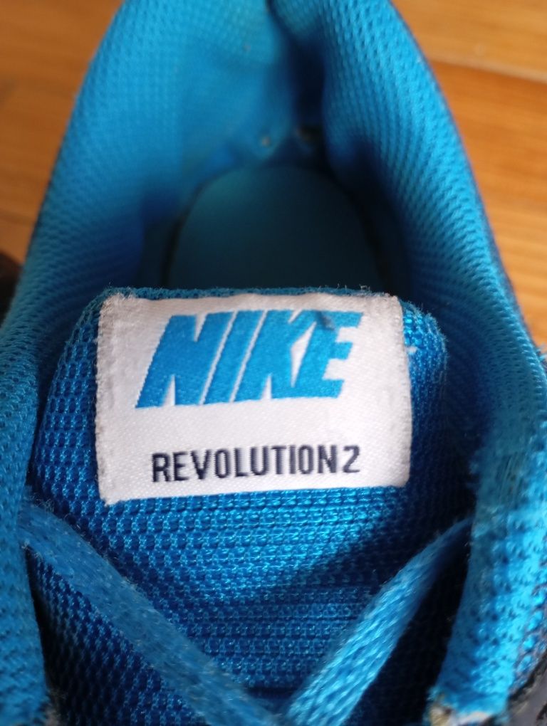 Buty sportowe Nike revolution 40