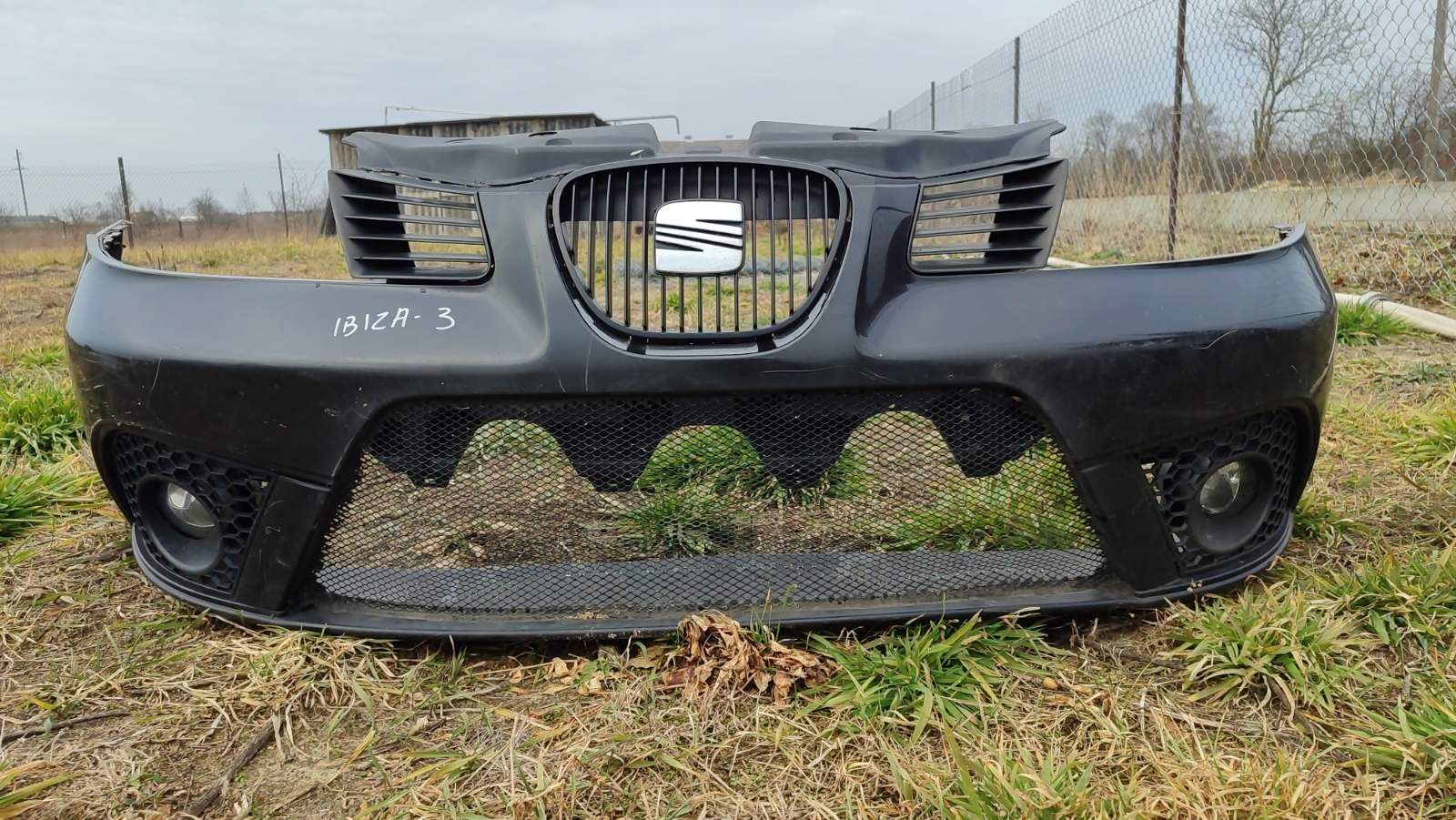 Передний бампер Seat Ibiza III Lift  бампер передній Сеат Ібіза 3