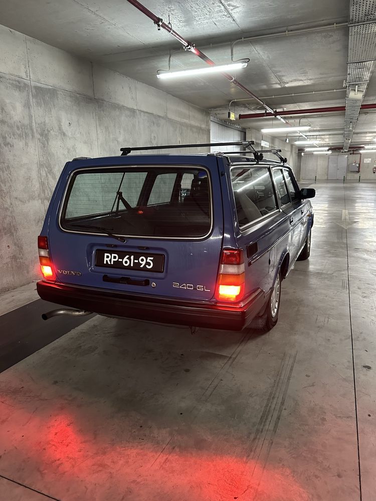 Volvo 240 GL automatica