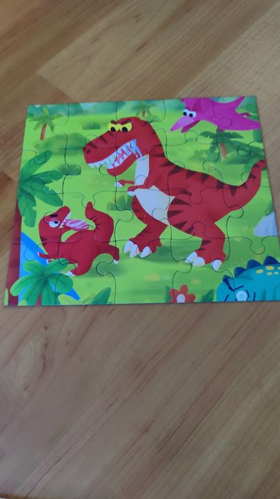 Продам набір пазлів