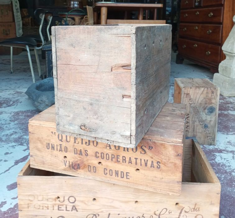 Antigas caixas Queijos Manteiga em madeira