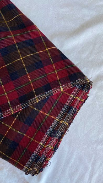 tecido a metro de excelente qualidade - tartan vermelho escuro