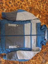 Продам осіньо-весняну курточку на хлопчика 140-146 см