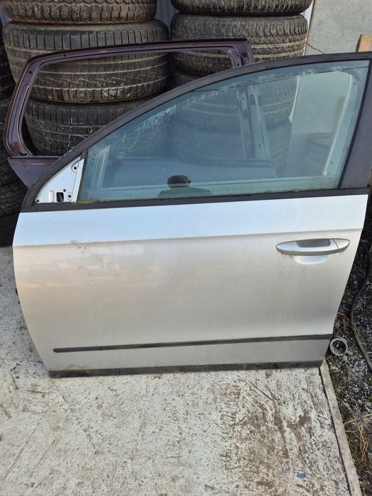 VW Passat B6 drzwi lewy przód