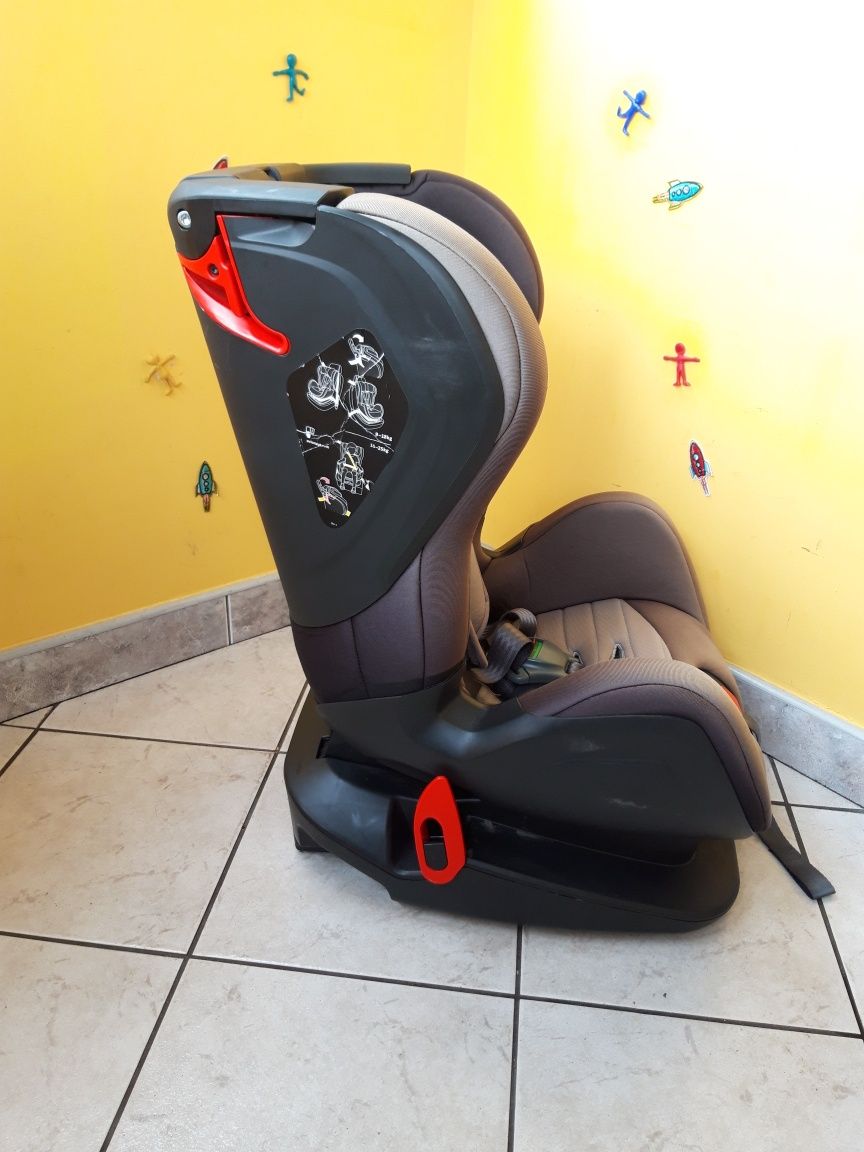 Fotelik samochodowy Avionaut Glider 9-25kg bez isofix. Wysyłka OLX