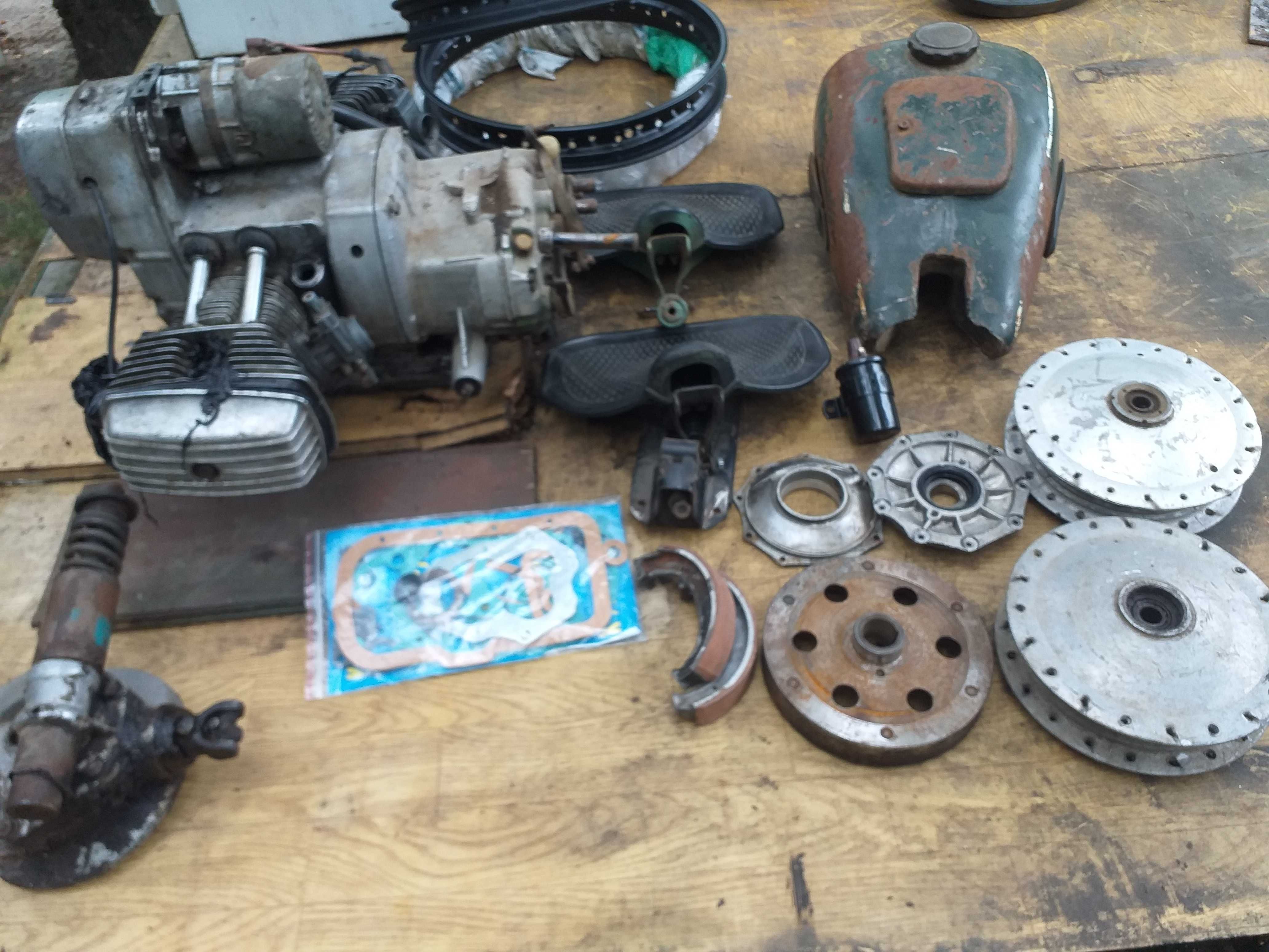 M 72.ural.Iz.k 750