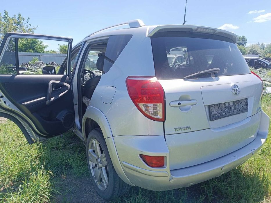 Разборка Toyota RAF 4 третье поколение 2005-2012 раф 4 поколение 3