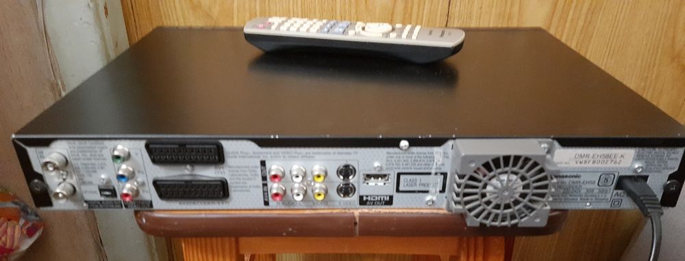 Рекордер Panasonic DMR-EH 58.