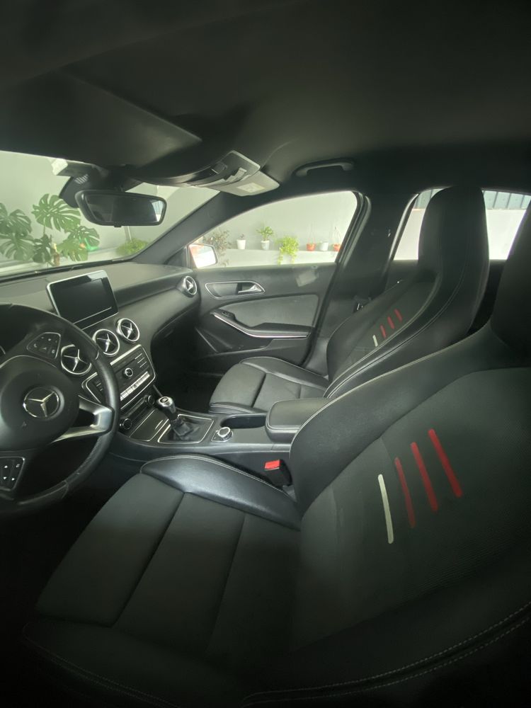 Mercedes Benz A180D 2017.