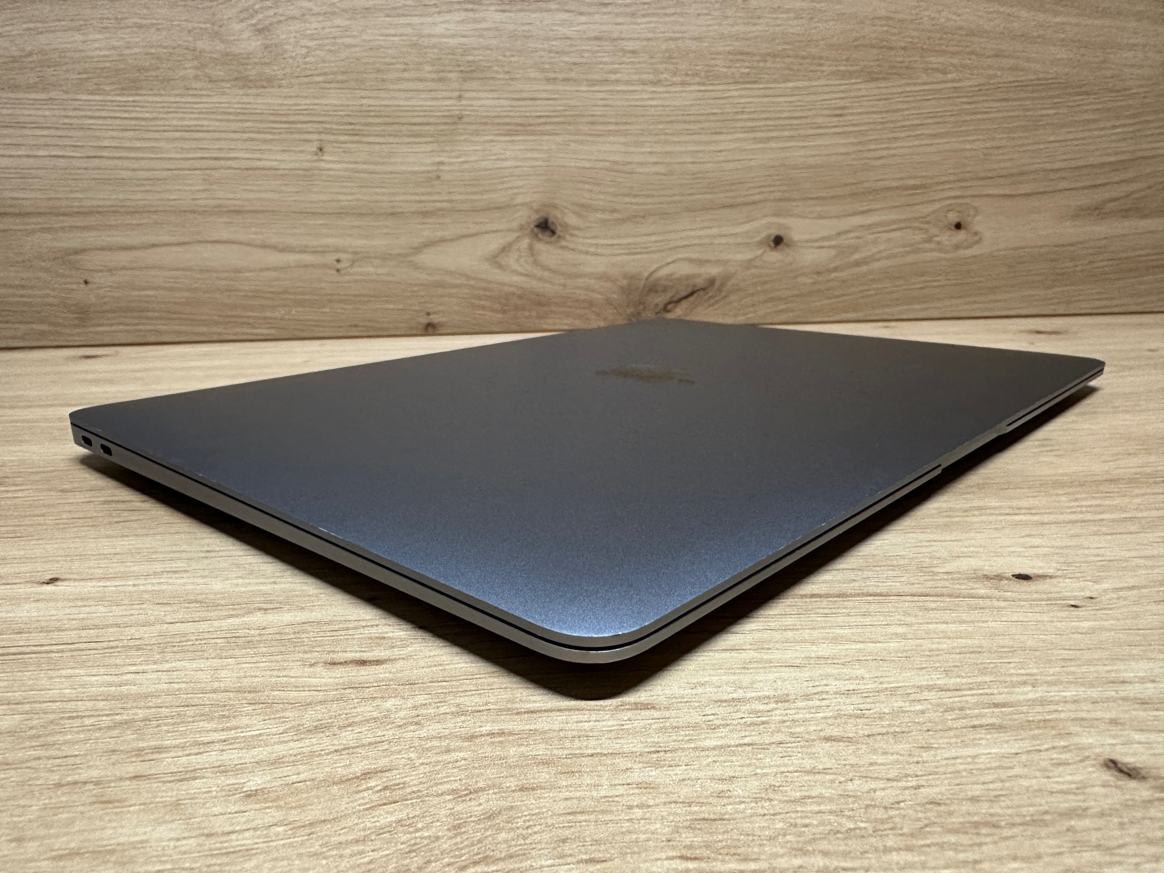 2020 Apple MacBook Air 13"  M1 !!! 16gb !!!  256gb SSD