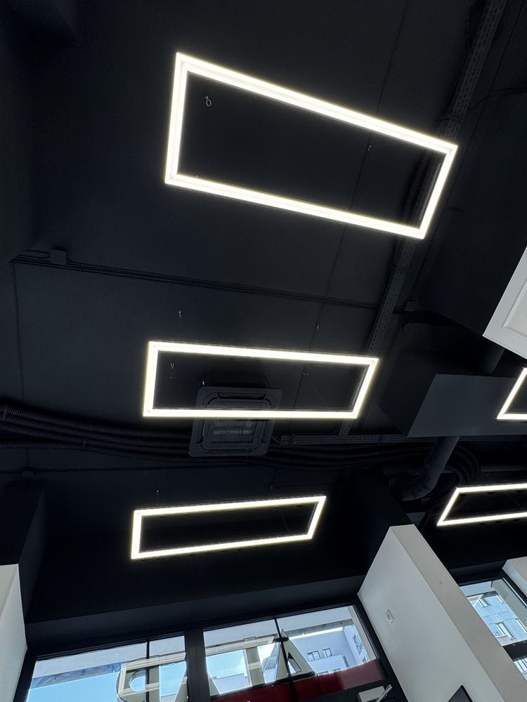 Lampa LED prostokątna.