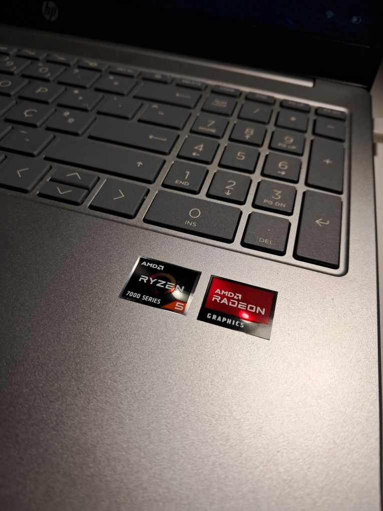 Computador HP praticamente novo