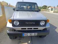 Clássico Toyota land Cruiser bj73